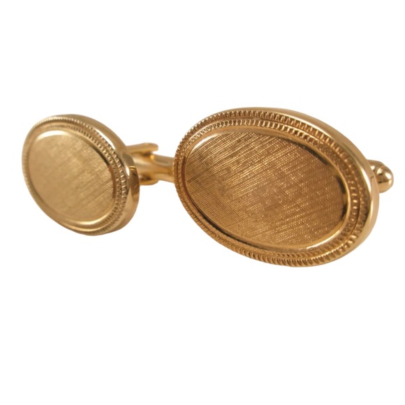 - 'Oval Matte Finish Gold Tone Vintage AVON Cuff Links plain simple - Picture 1 of 8